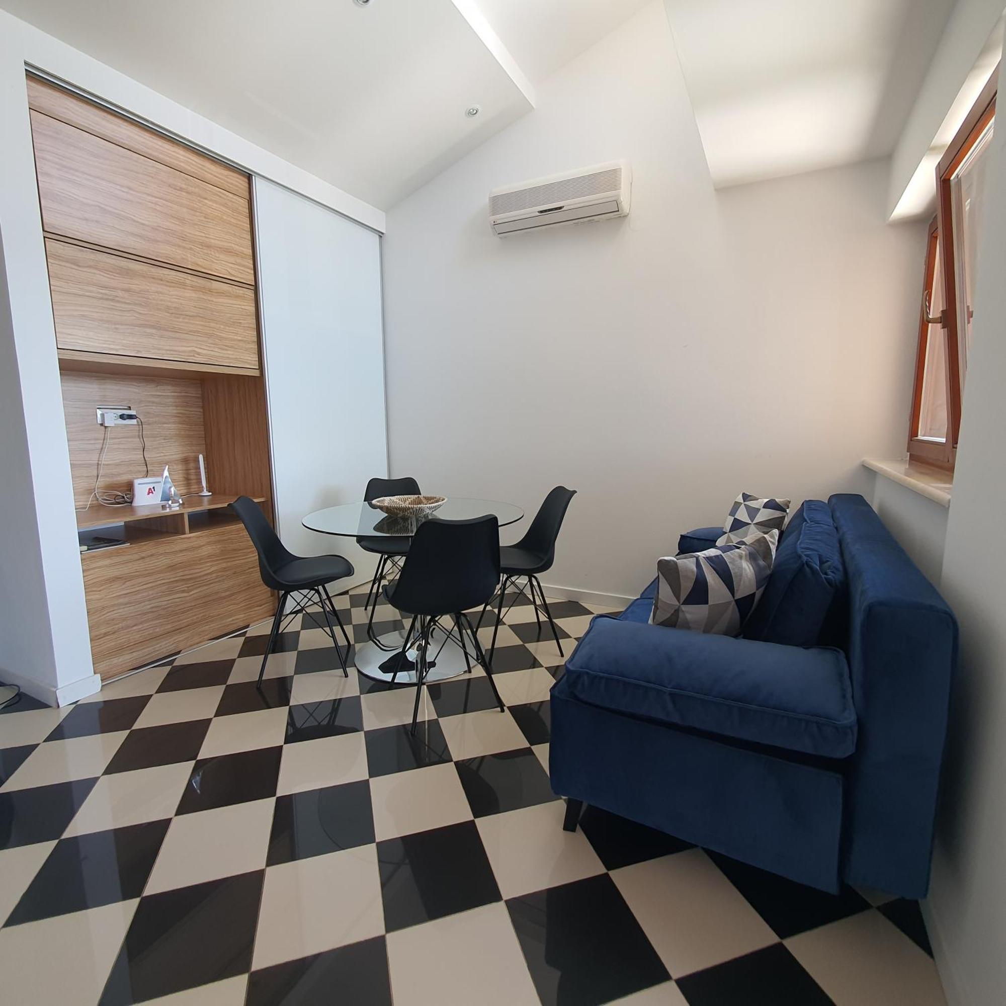 Apartments Villa Oliva Turanj Pokoj fotografie