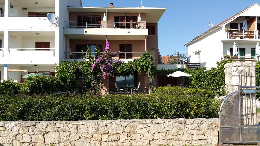 Apartments Villa Oliva Turanj Exteriér fotografie